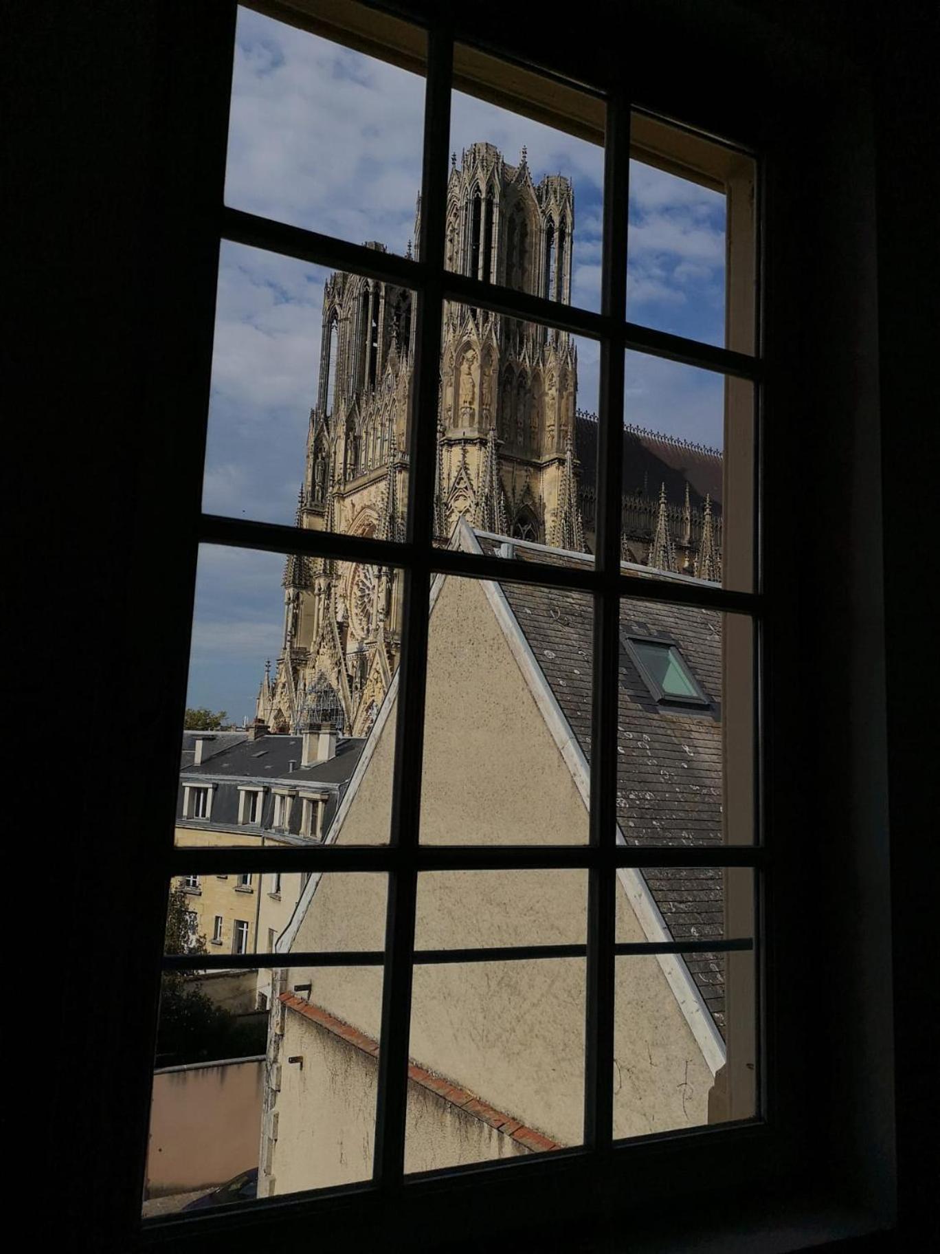 Les Visages Des Tournelles Bed & Breakfast Reims Ngoại thất bức ảnh